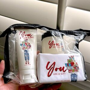 🖤NEW💕You Are A Gift Gift Set - Red Cocoa